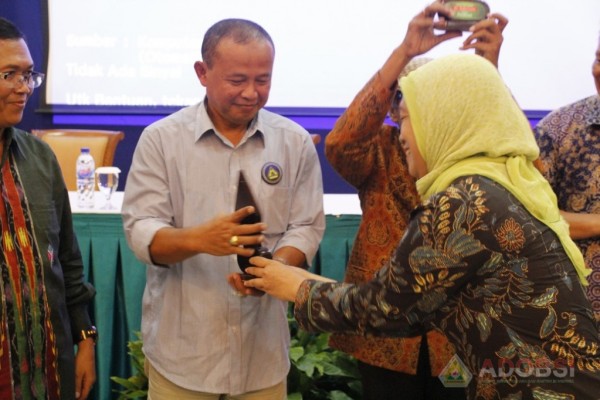 Penyerahan Vandel